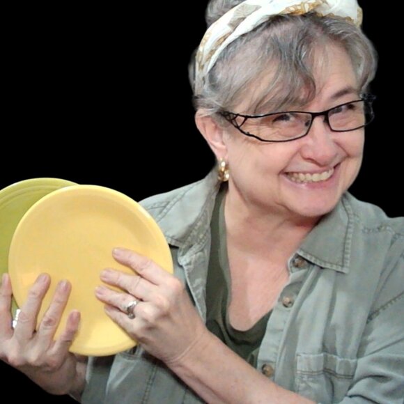 Meet your Posher, Leeanna - Picture 3 of 4